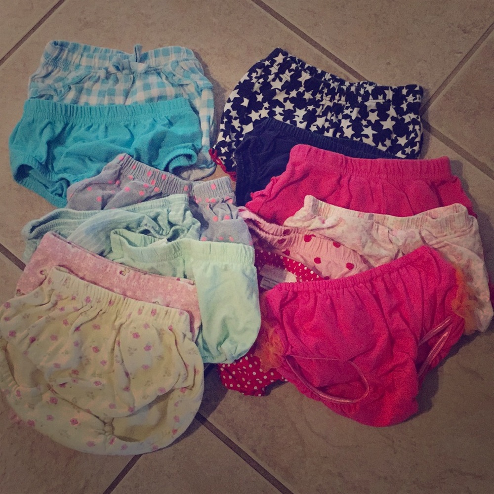 Lot of 14 diaper covers, shorts 3M